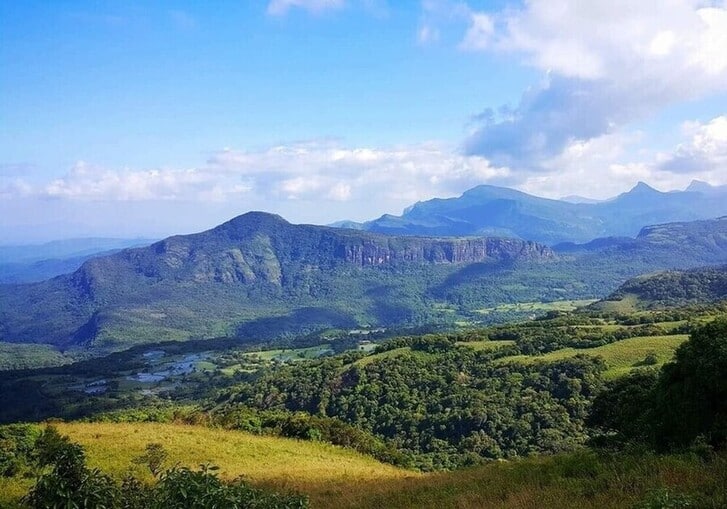 Randonnees treks marches sri Lanka Knuckles