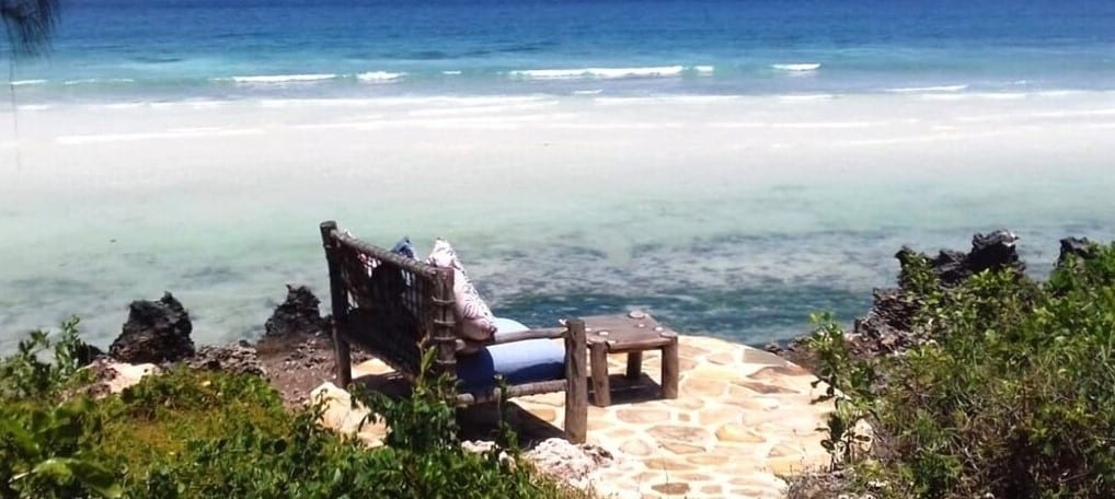 Farniente devant le lagon de Kizimkazi au sud de Zanzibar