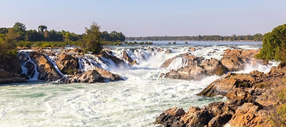 Découverte des impressionnantes chutes de Khone Phapeng dans le sud du Laos